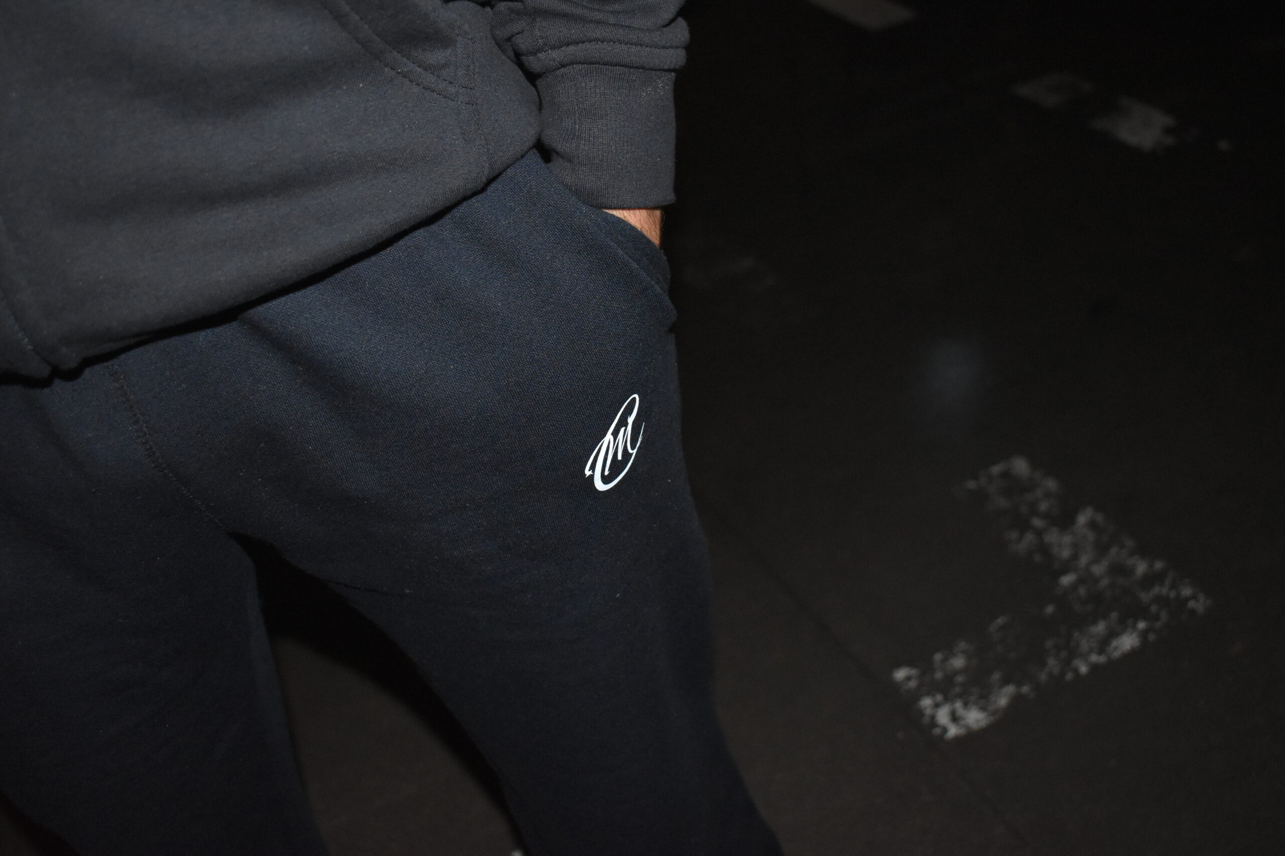 NAVY GRAFFITI TRACKSUIT - Imagen 4